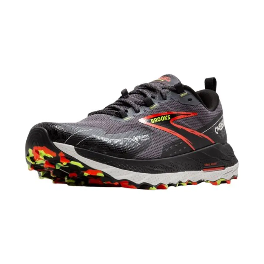 BROOKS Cascadia 18 GTX M