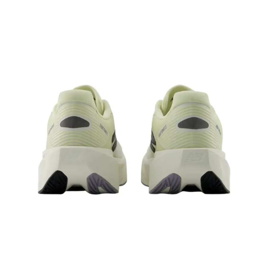 NEW BALANCE FuelCell Rebel v5 W 
