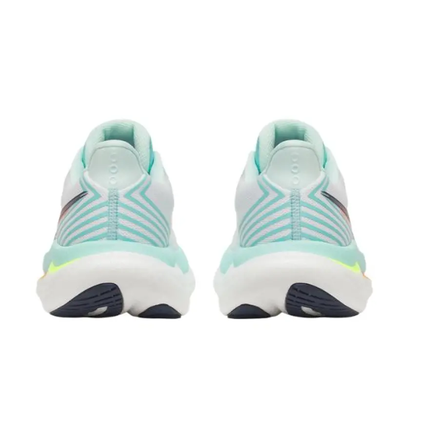 SAUCONY Triumph 23 W