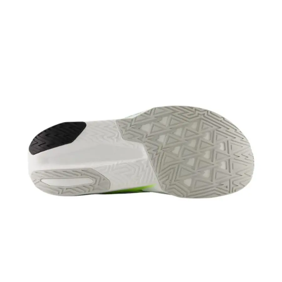 NEW BALANCE FuelCell Rebel v5 M